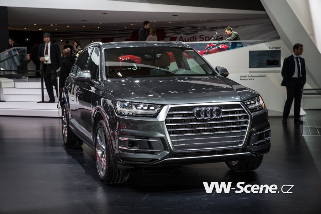 2016-audi-q7-08