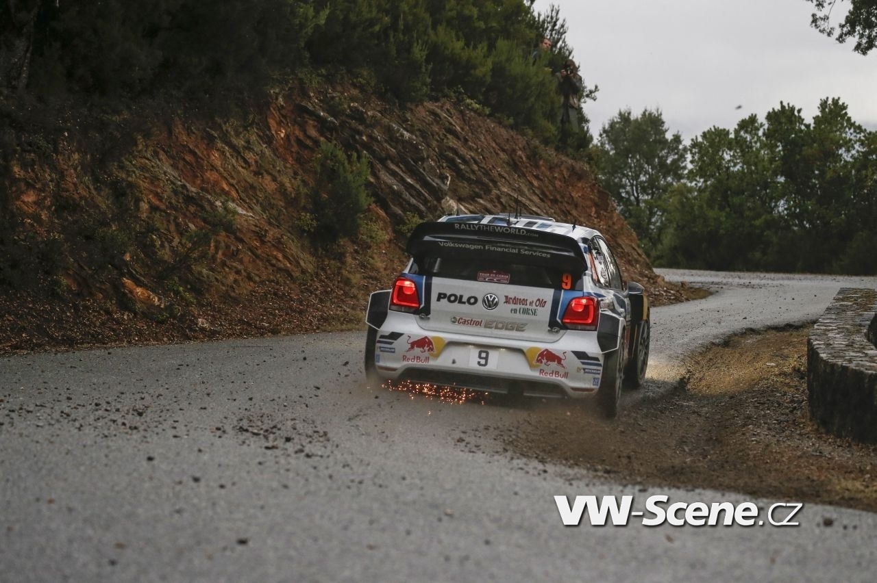 Andreas Mikkelsen (NOR), Ola Fløene (NOR) Volkswagen Polo R WRC (2015) WRC Rally France - Corsica 2015