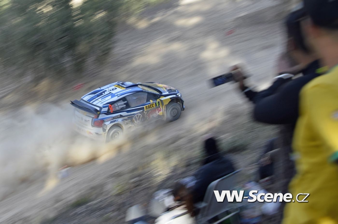 Andreas Mikkelsen (NOR), Ola Fløene (NOR) Volkswagen Polo R WRC (2015) WRC Rally Spain 2015