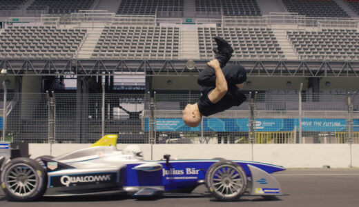 leap-of-faith-damien-walters-backflip-formula-e-000